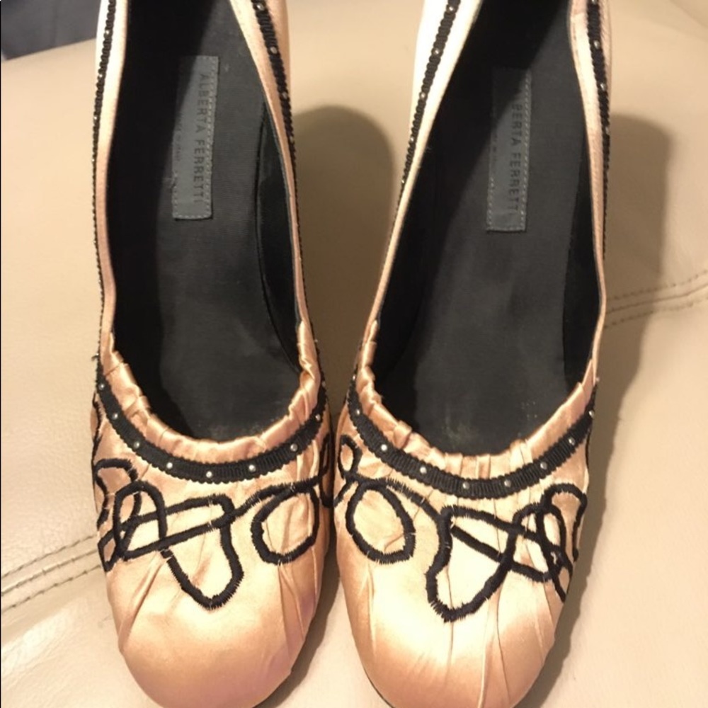 Alberta Ferretti satin heels